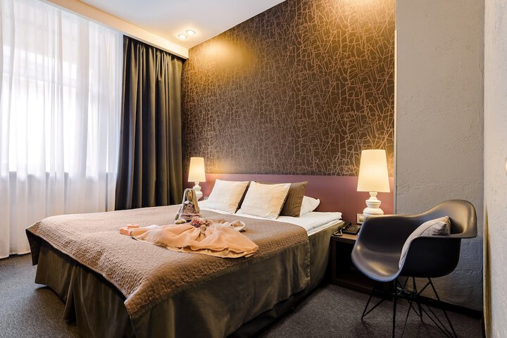 Room 25 of 50