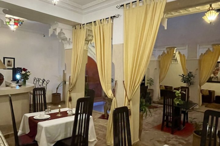 Dining 255 of 435