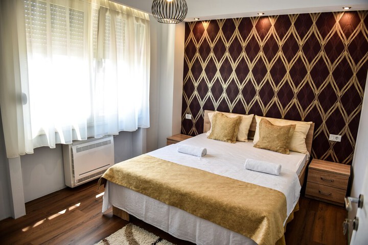 Room 39 of 80