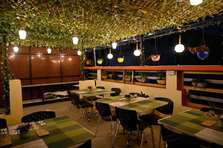 Dining 64 of 73