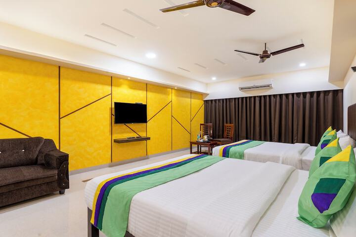 Room 15 of 43