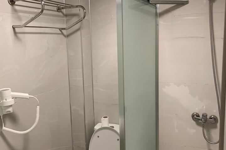 Room 40 of 54