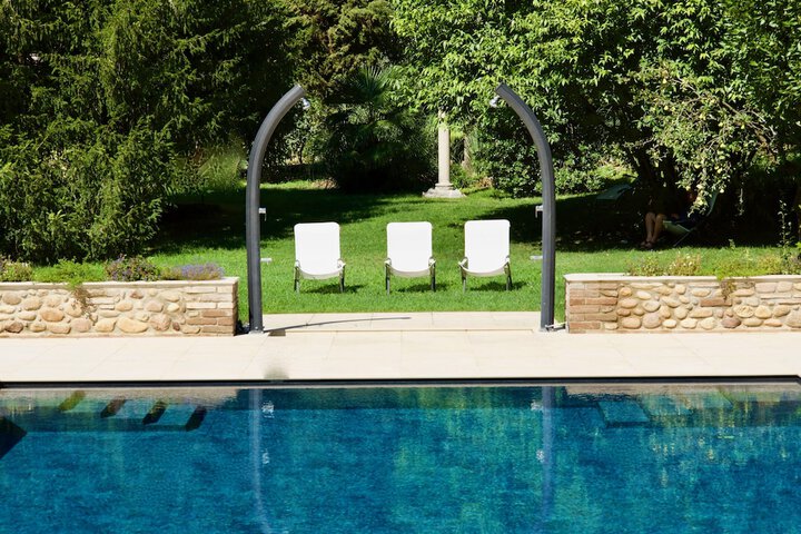 Pool 55 of 73