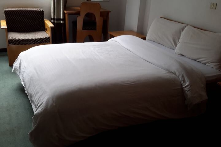 Room 2 of 24