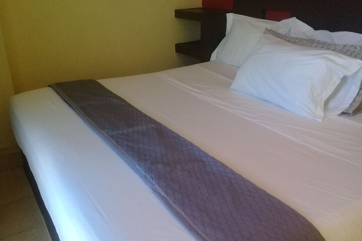 Room 12 of 41