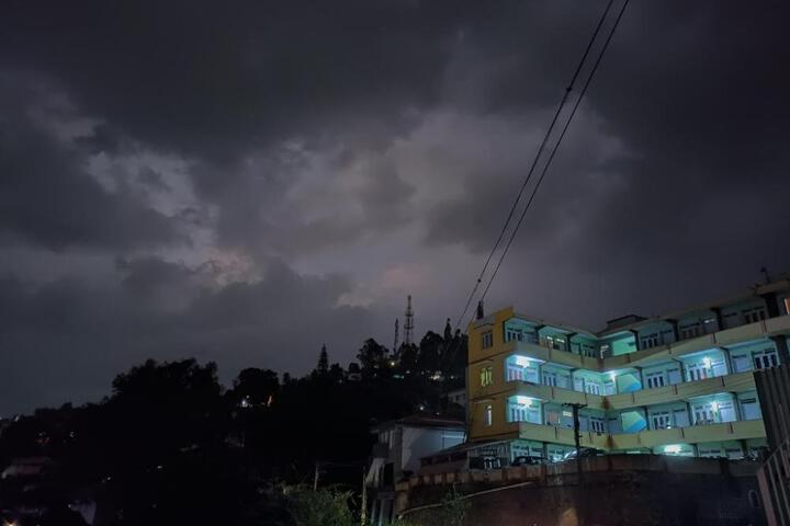 Sri Lakshmi Tourist Home