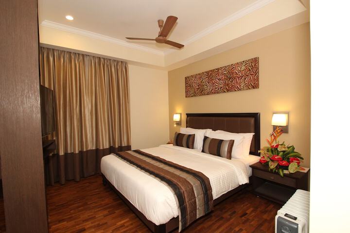 Room 5 of 22