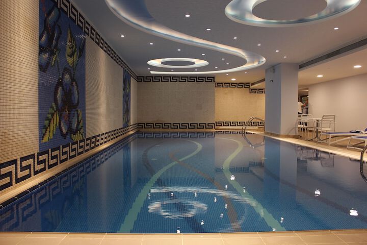 Pool 42 of 68