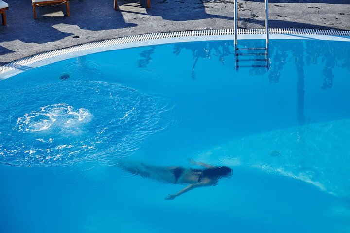 Pool 65 of 79