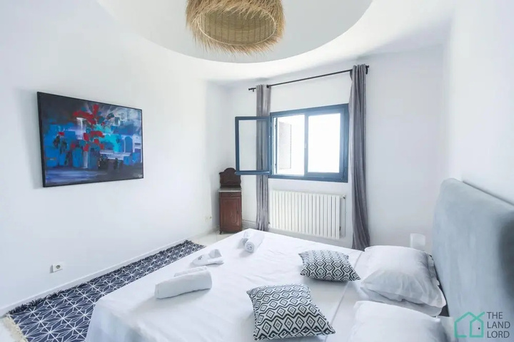 Room 4 of 15