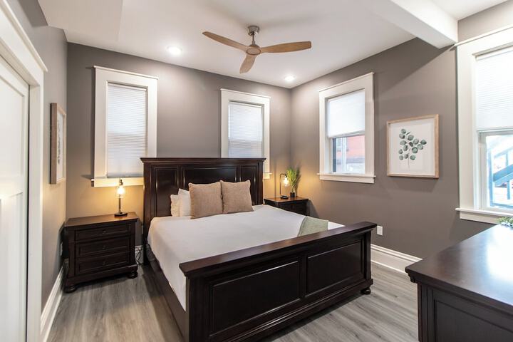 Room 6 of 38