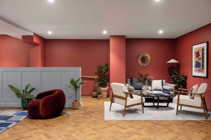 Guest Lobby