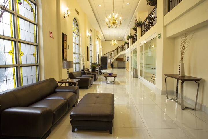 Guest Lobby