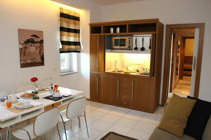 Private kitchenette