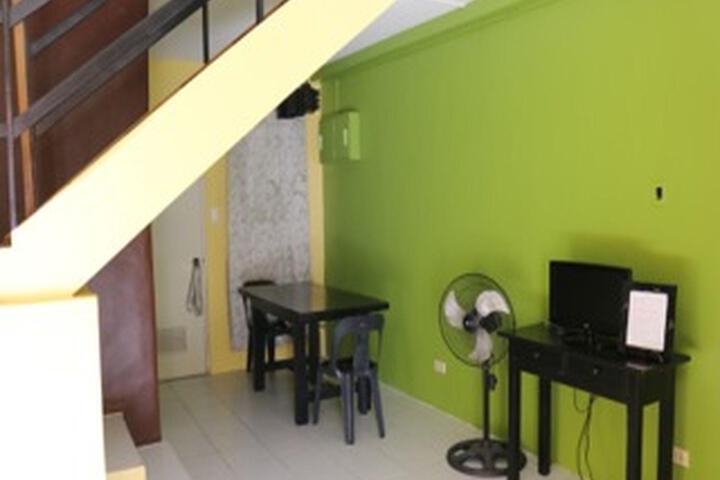 Room 2 of 5