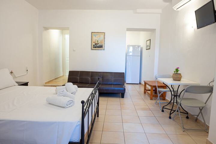 Room 10 of 61