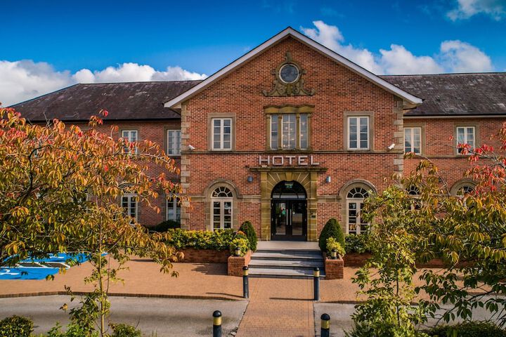 Hotel 54 of 55