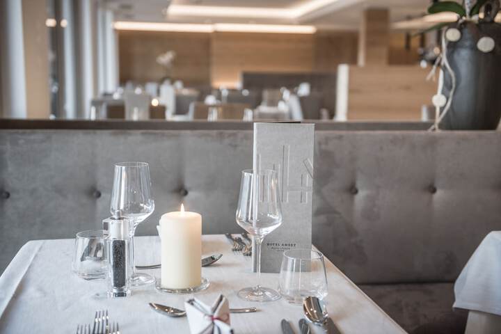 Dining 21 of 45