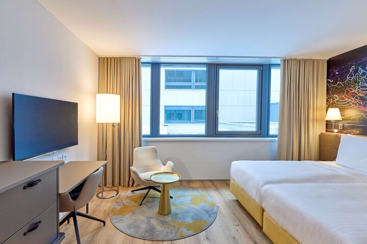 Room 70 of 289