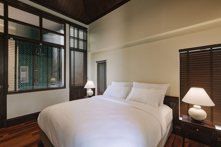 Room 3 of 25