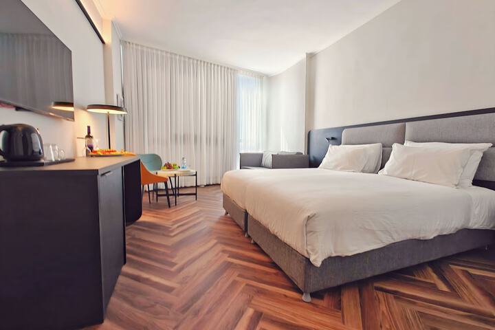 Room 14 of 67