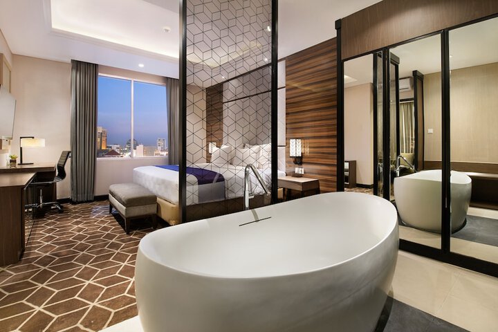 Room 20 of 43