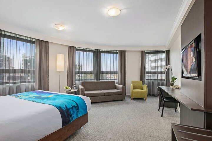 Room 10 of 63