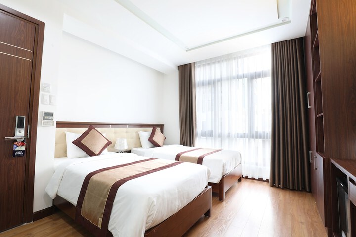 Room 10 of 64