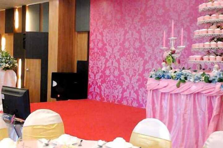 Wedding/Banquet 23 of 32