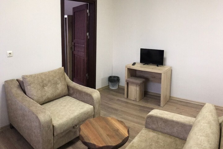 Room 16 of 41