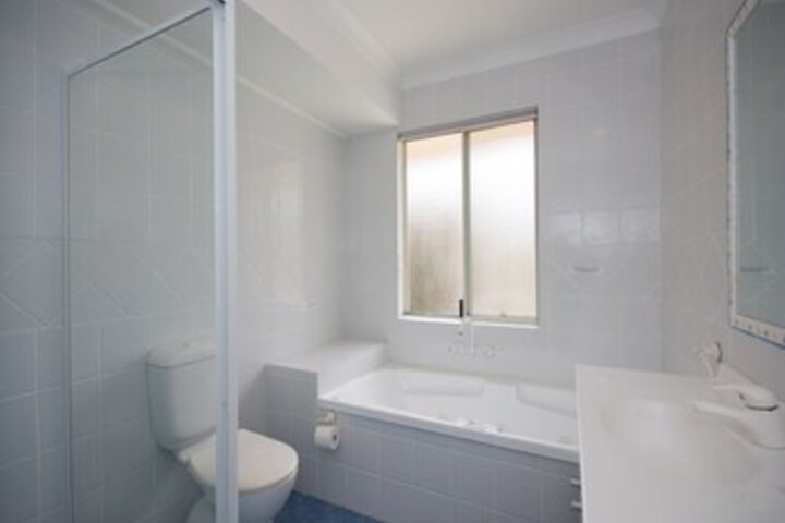 Room 3 of 23