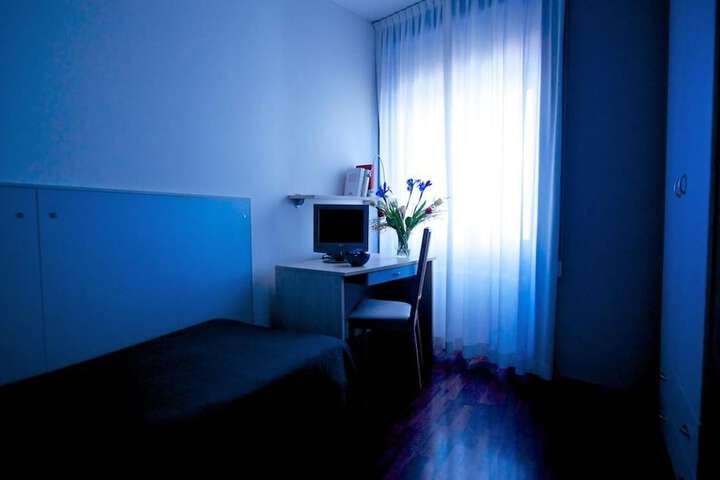 Room 12 of 35