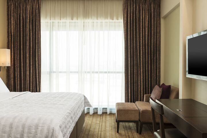 Room 7 of 111