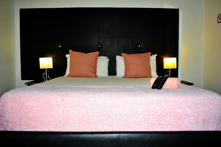 Room 11 of 41