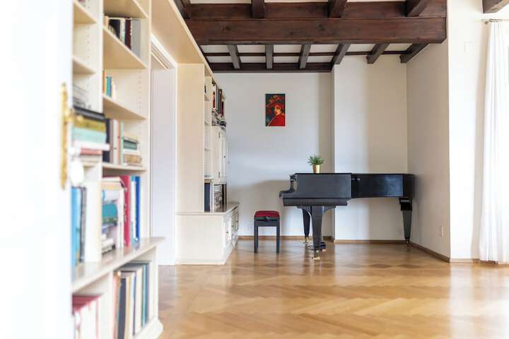 Room 48 of 156