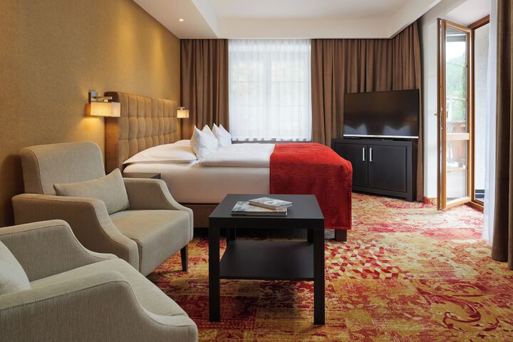 Room 21 of 37