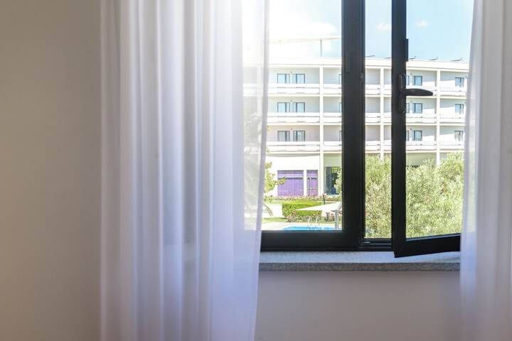 Room 38 of 138