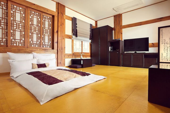 Room 13 of 57