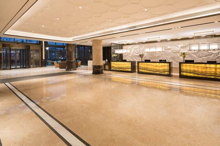 Lobby Entry