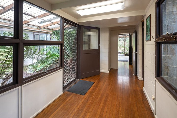 Room 2 of 14