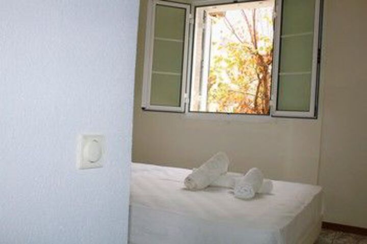 Room 36 of 89