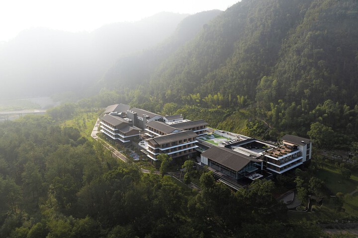 Exterior of Garrya Xianju