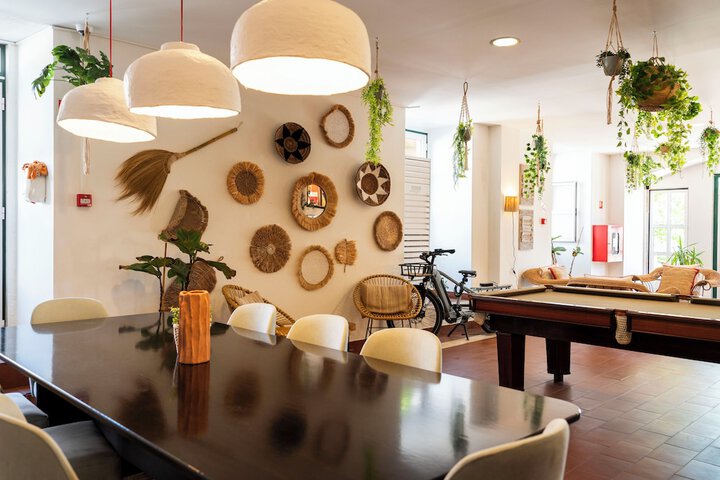 Guest Lobby