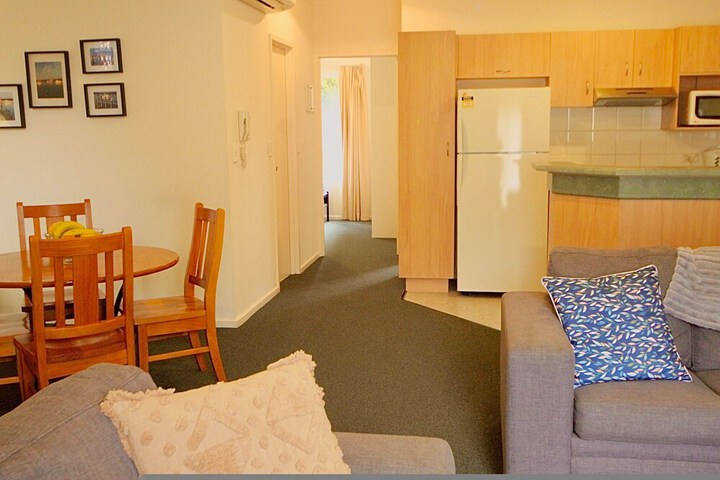 Room 10 of 37
