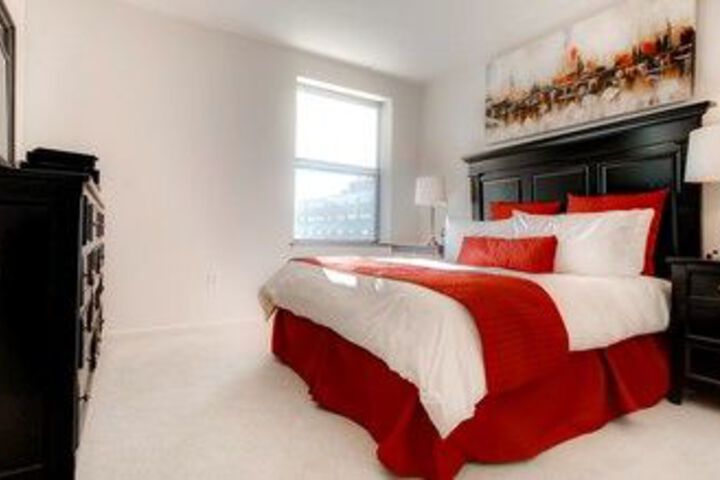 Room 10 of 24