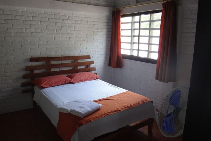 Room 7 of 38