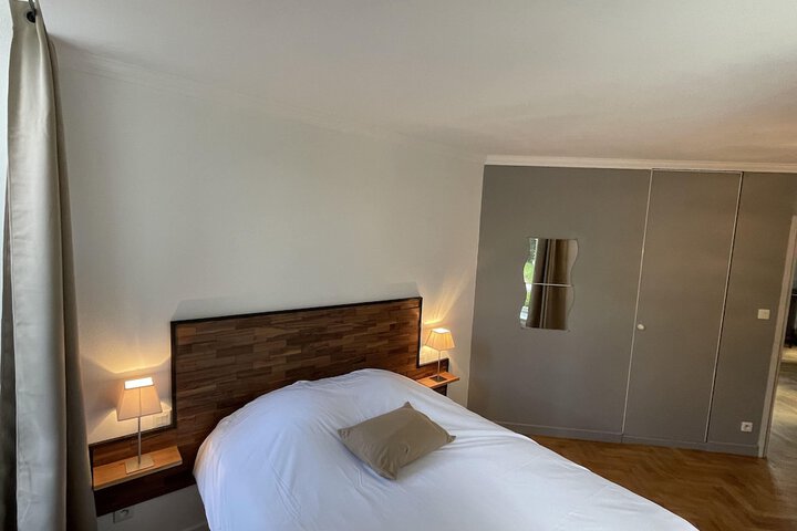 Room 13 of 46