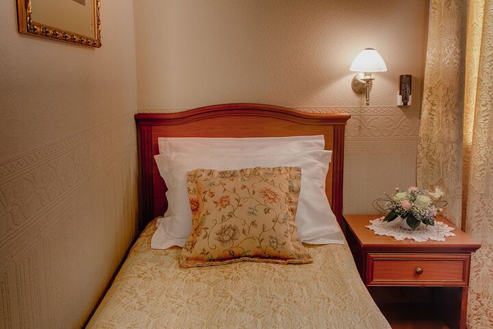 Room 13 of 62