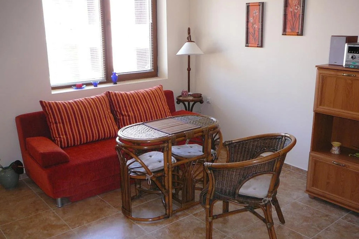 Room 2 of 14