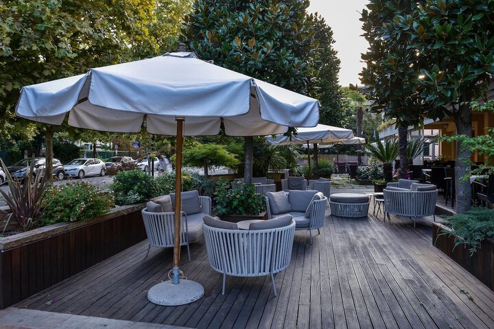 Terrace/Patio 19 of 53